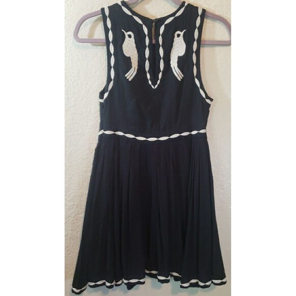 Free People Womens Dress Black Floral Embroidery Sleeveless Fit & Flare Sz 2 - Picture 7 of 11